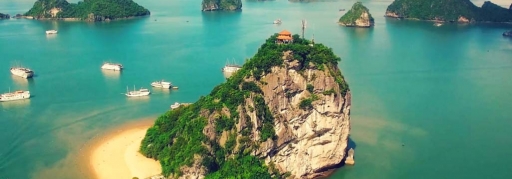 Núi Bài Thơ - Hạ Long