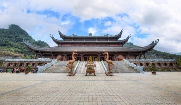Tour Chùa Tam Chúc - Chùa Bà Đanh 1 ngày