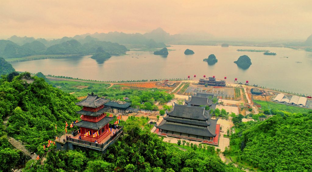 Khu du lịch Tam Chúc Hà Nam