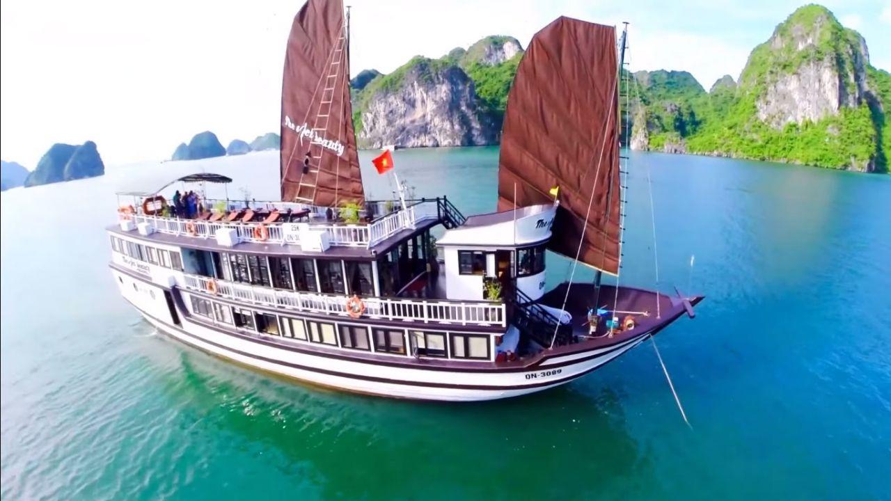 Tour Hạ Long 2 ngày 1 đêm - ngủ tàu The Viet Beauty Cruise