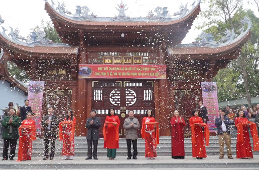 Tour ghép Hà Nội - đền Ông Hoàng Bảy - đền Mẫu - đền Thượng 1 ngày
