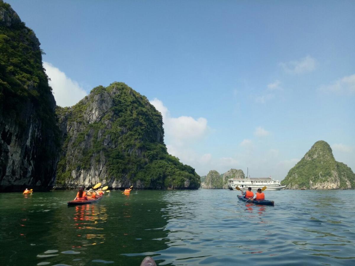 Tour Hạ Long 3 ngày 2 đêm - ngủ tàu Lavender Cruise