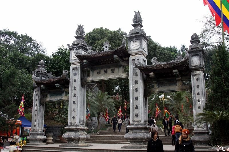Tour ghép Hà Nội - đền Ông Hoàng Bảy - đền Mẫu - đền Thượng 1 ngày